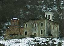 Zapaljena crkva Sv. Spasa u Prizrenu